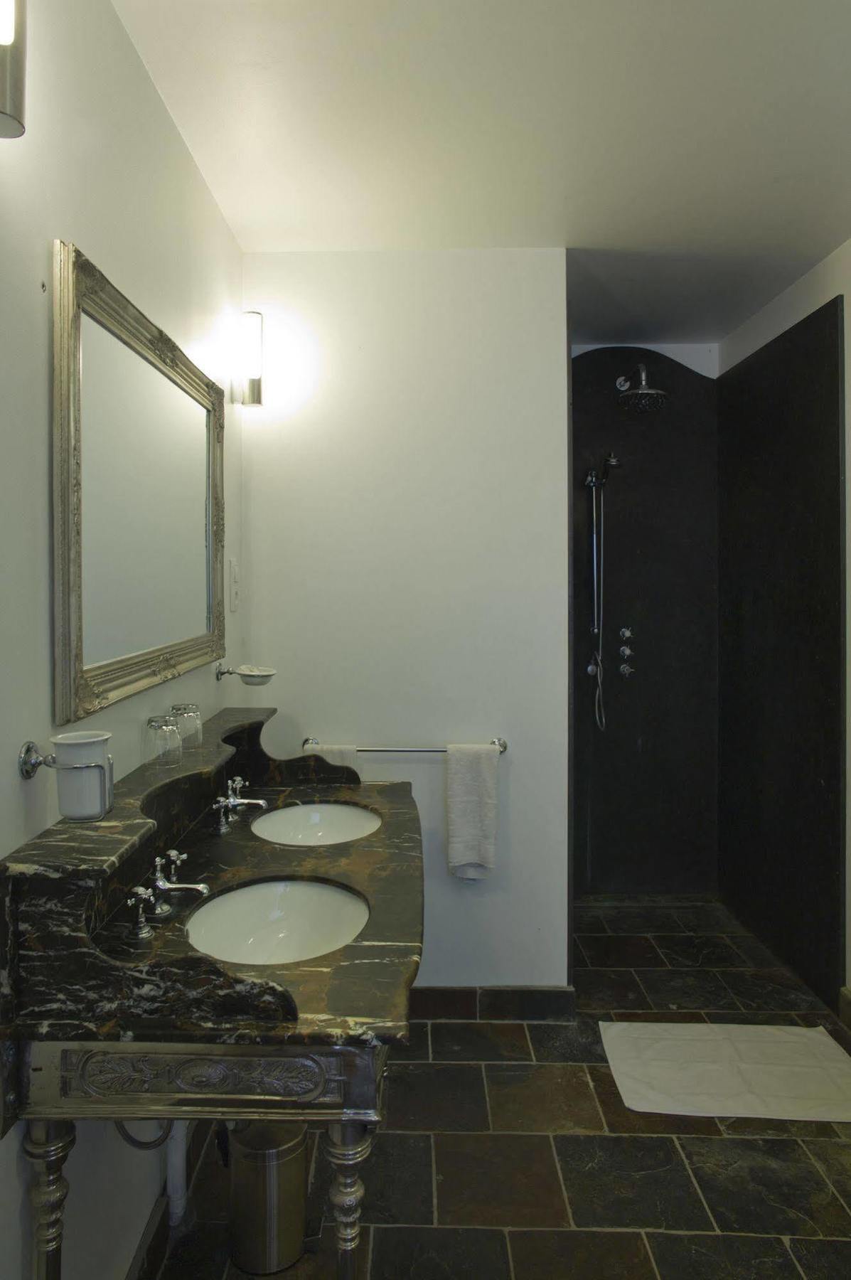 Hotel Le Home Бон Екстериор снимка